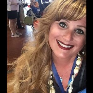 Meet your Posher, Deania